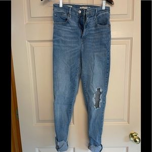 Women’s Levi jeans